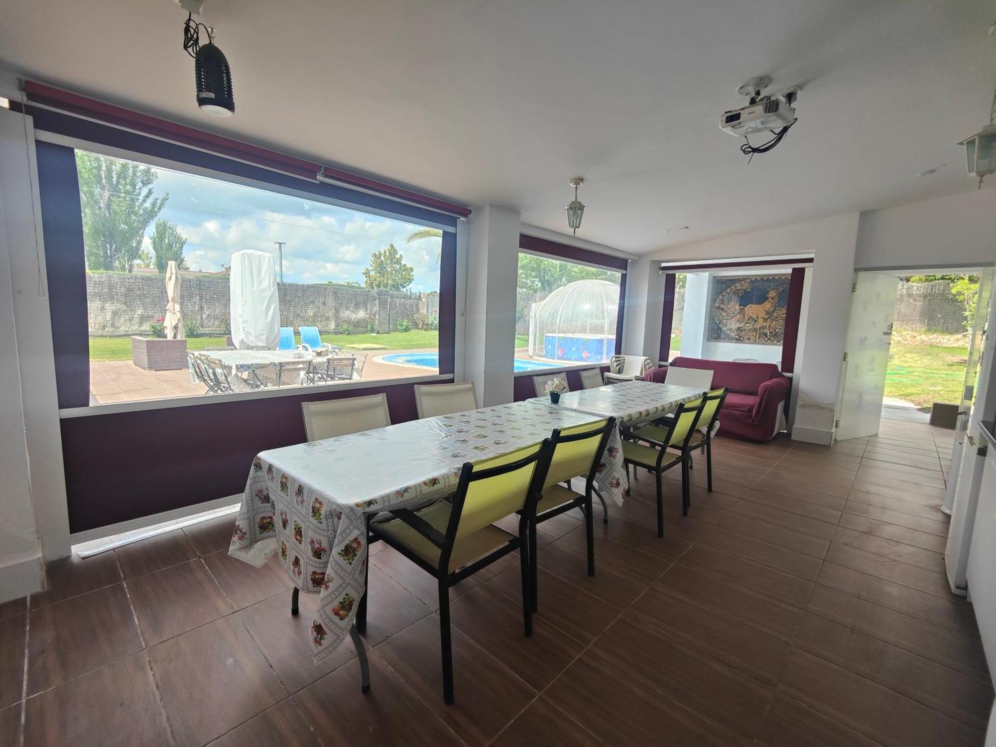Chalet Con Piscina Y Jacuzzi En Madrid Alquila Habitaciones Algete المظهر الخارجي الصورة